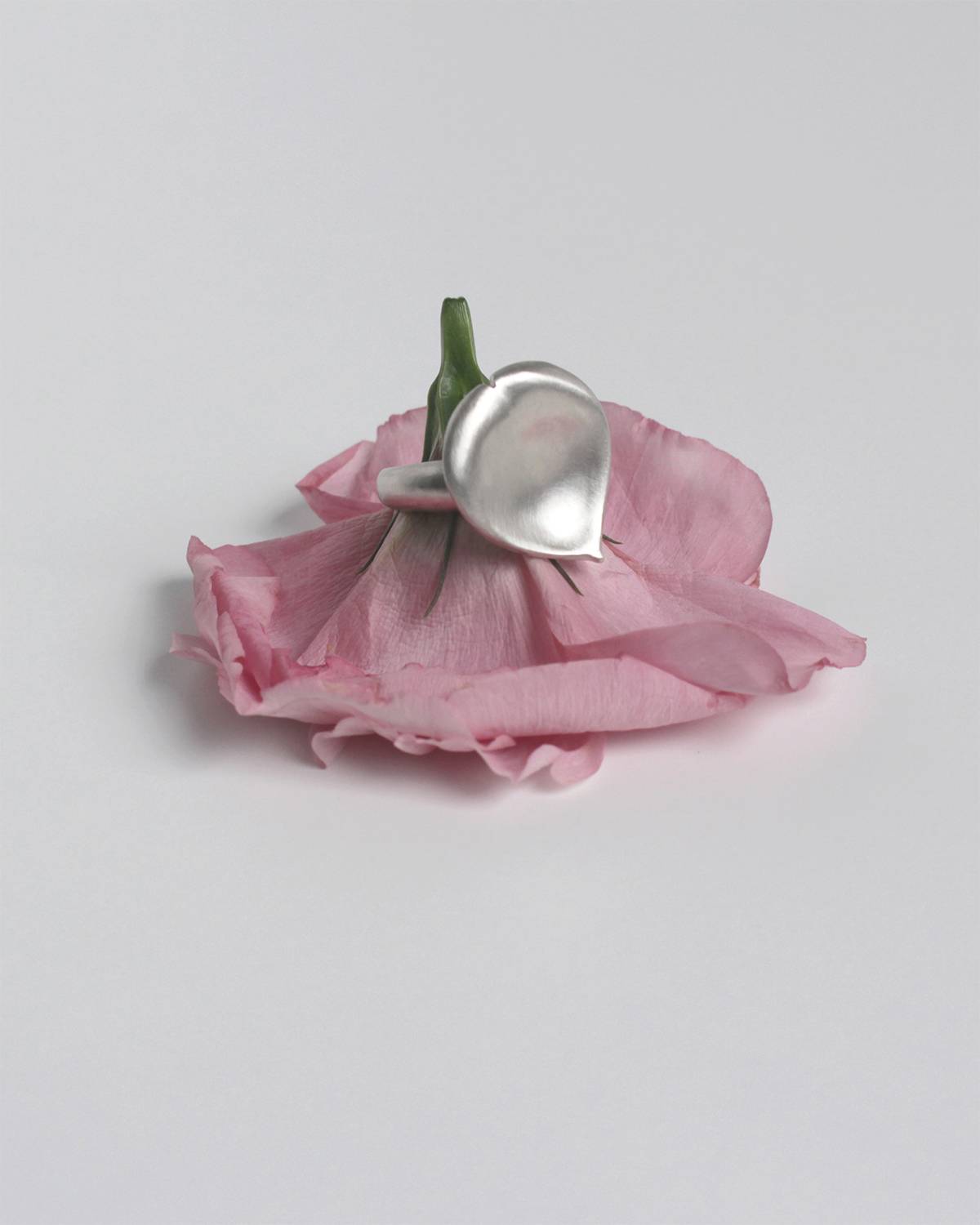 rose petal ring