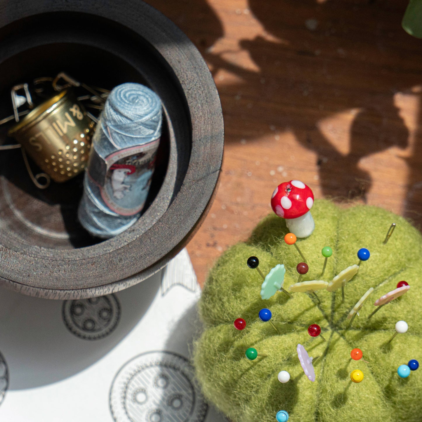 선인장 핀쿠션 Cactus Pin Cushion (with 1 random mushroom pin)