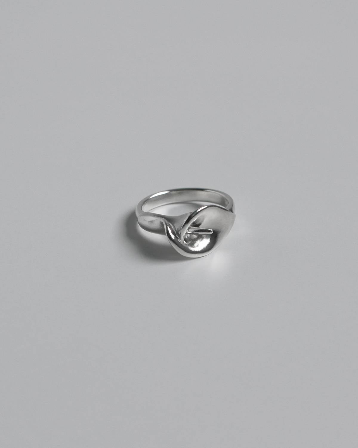 calla lily ring