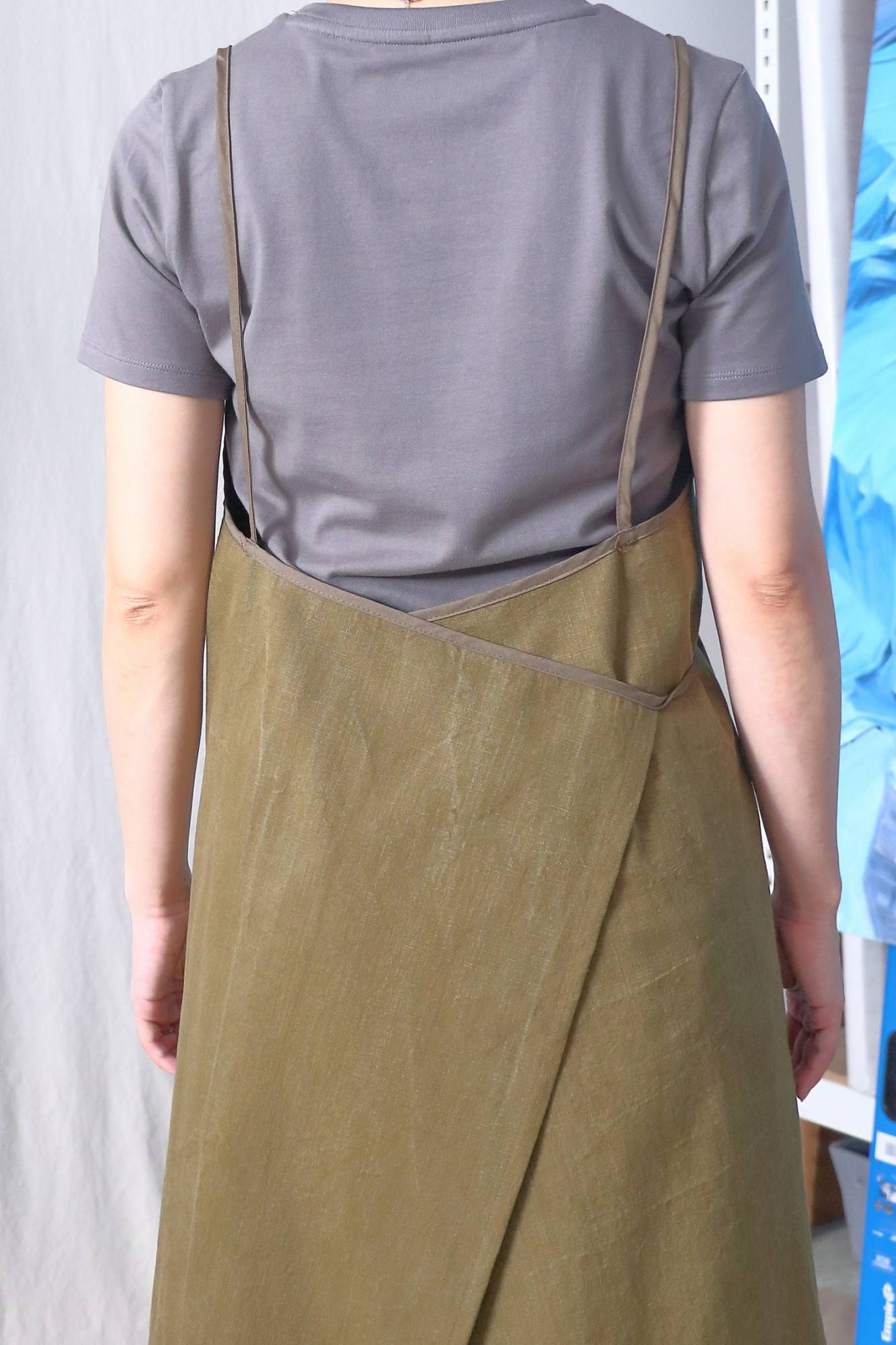 Wraparound Apron H in Tan