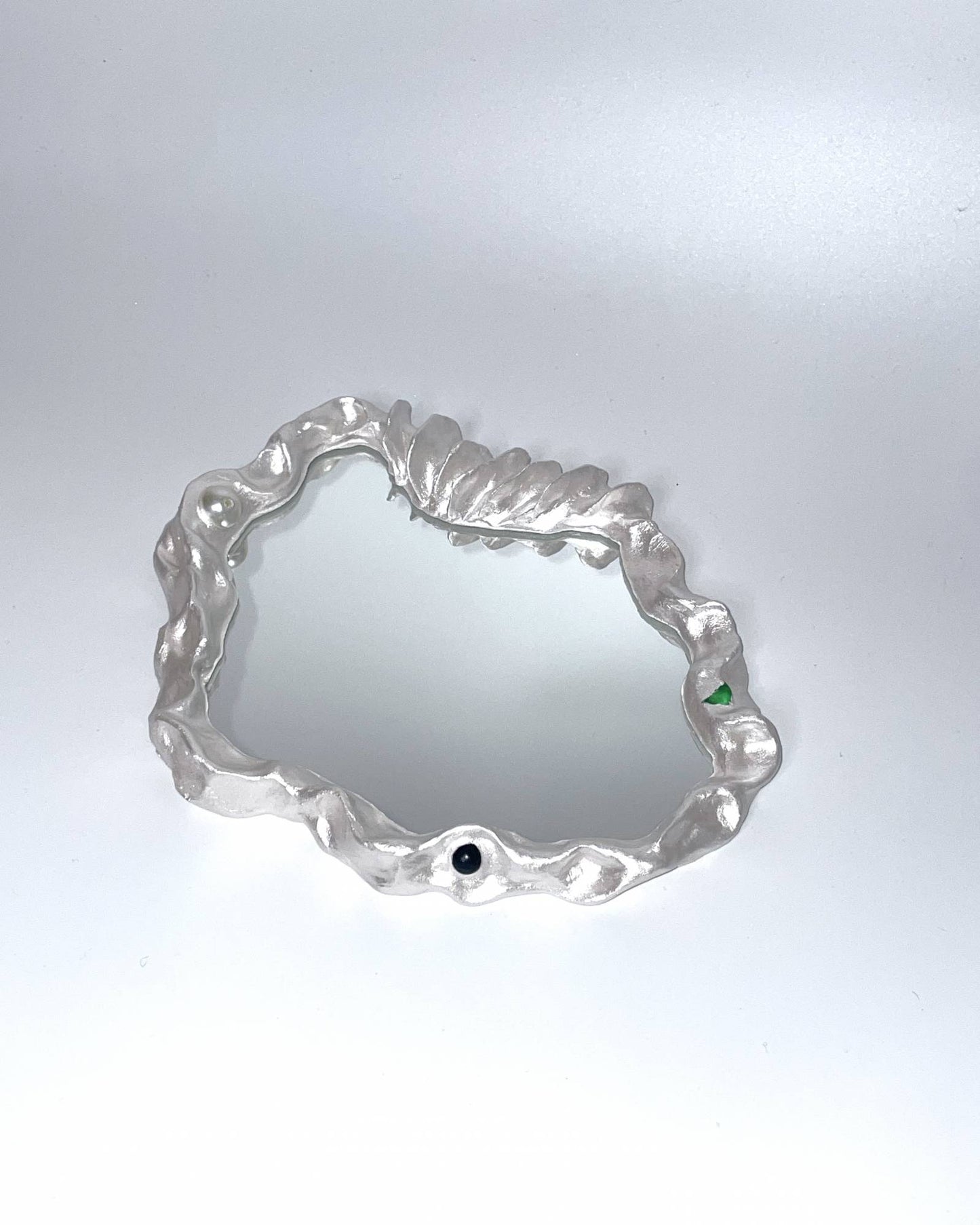 MIRROR HOLDER 04