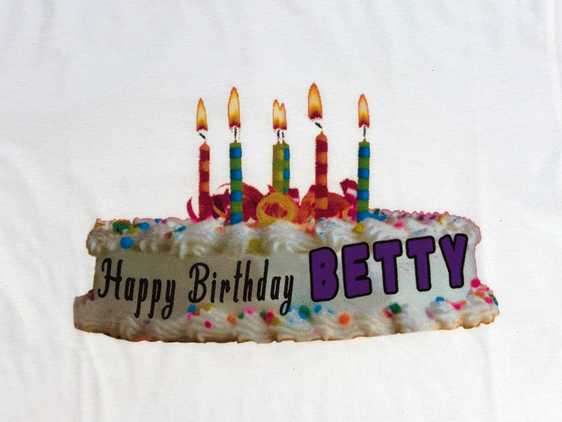 BETTY T-Shirt Happy Birthday🎂 - KIZIP 키집 - CAVA LIFE