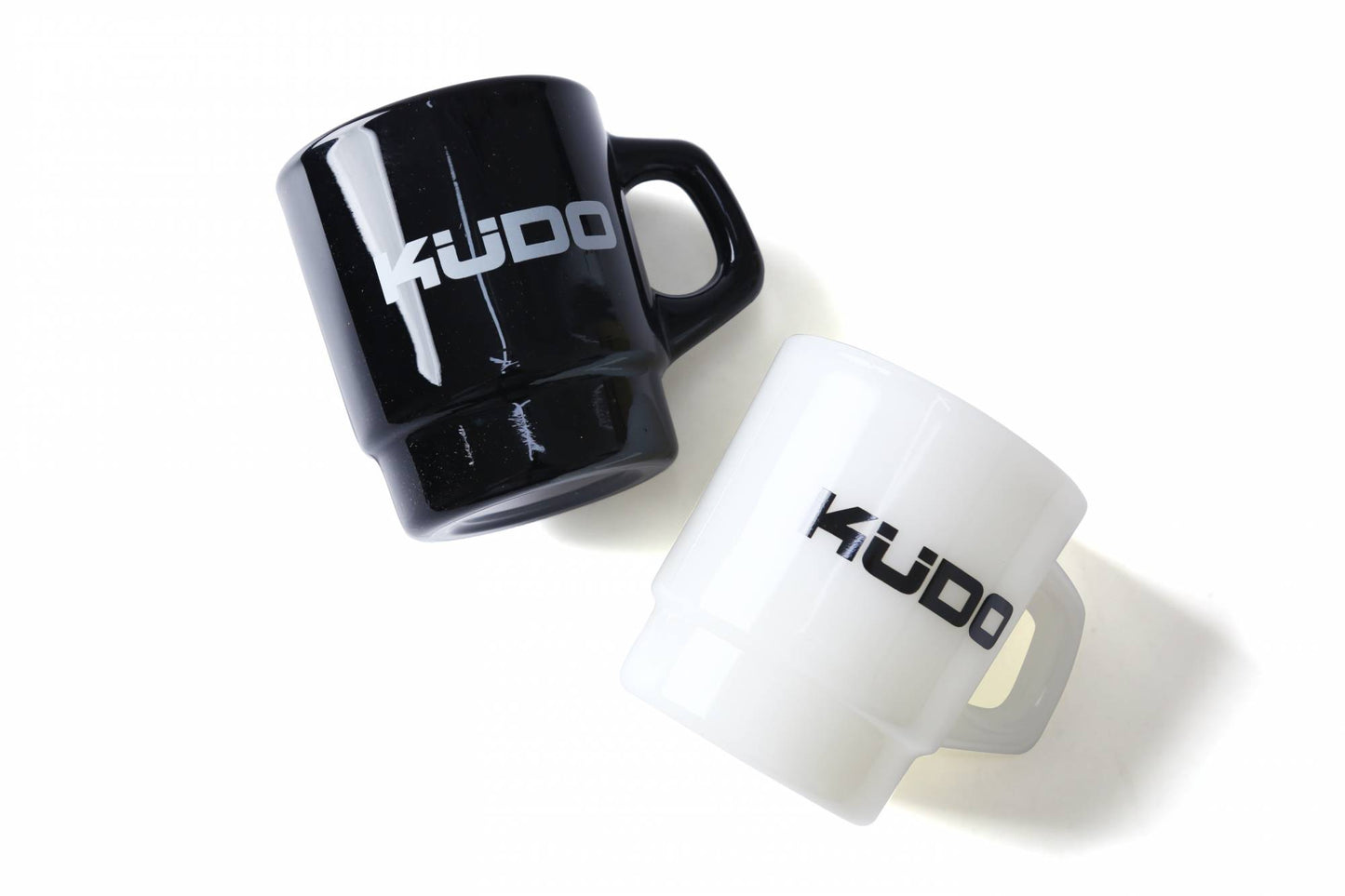 Milk Glass 001 KUEDO Foundation Series (Black) - KÜDO - CAVA LIFE