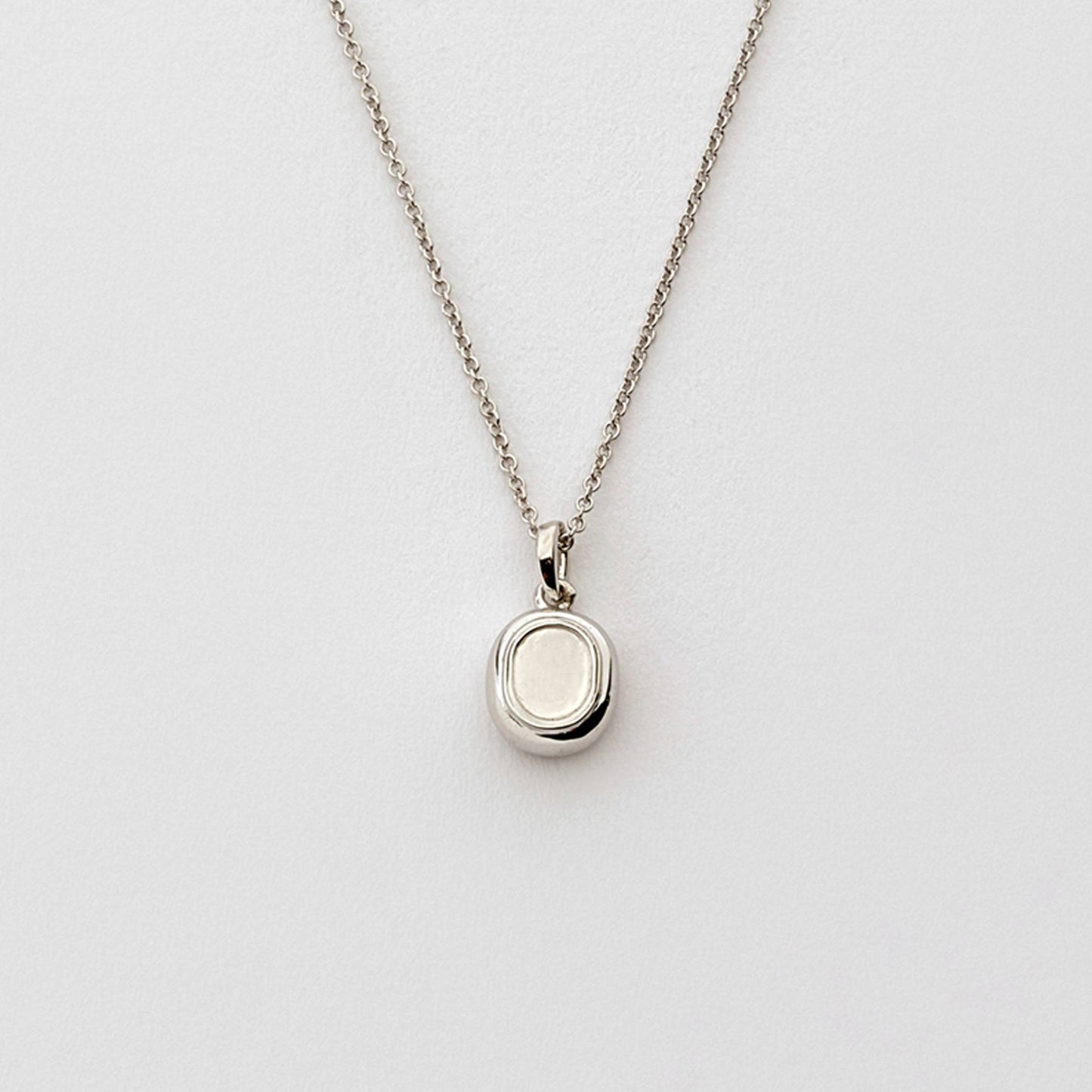 Oval Line Pendant Silver - BENOIT 베누아 - CAVA LIFE