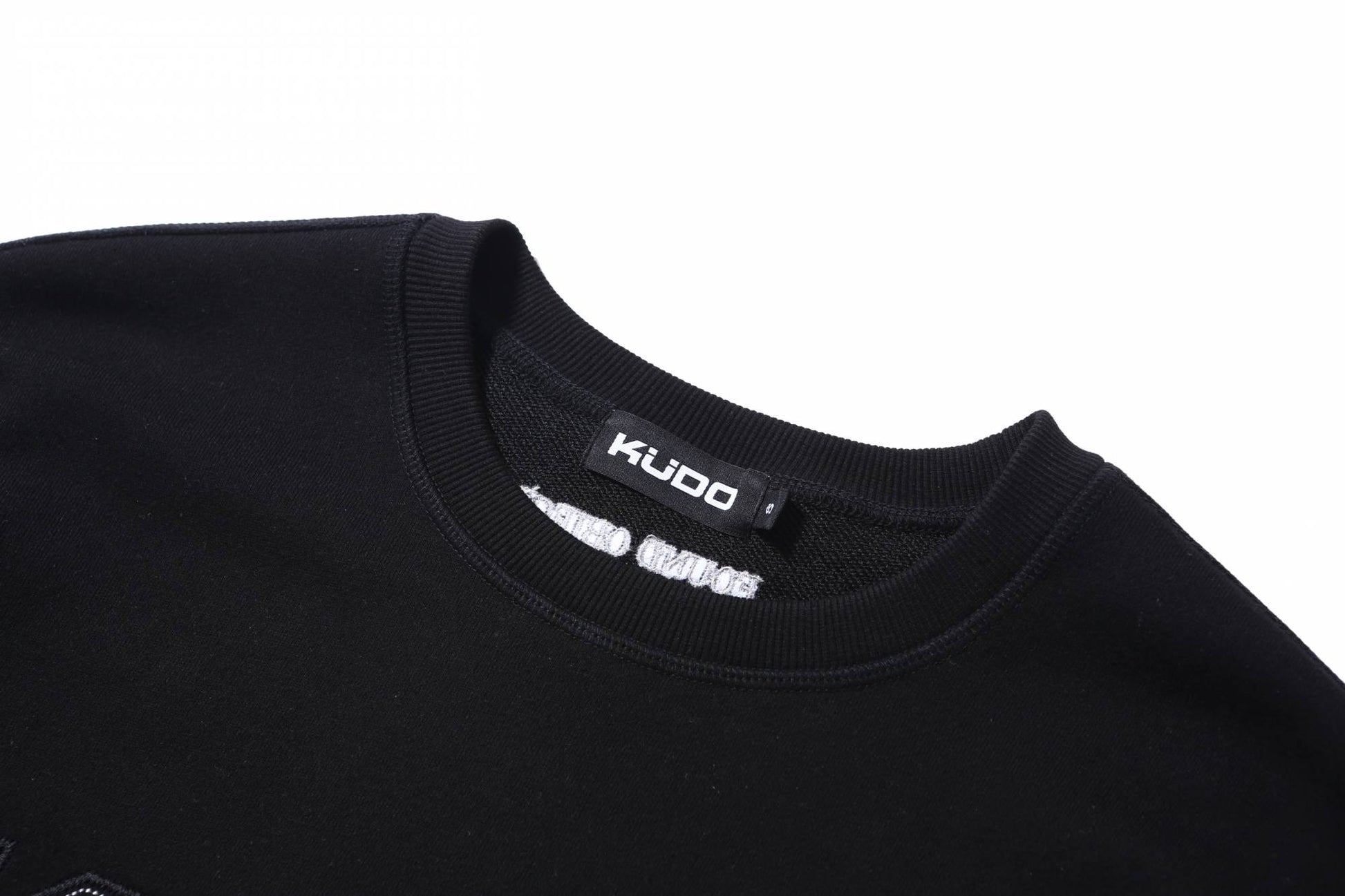 Sweatshirt 001 KUEDO Foundation Series (Black) - KÜDO - CAVA LIFE