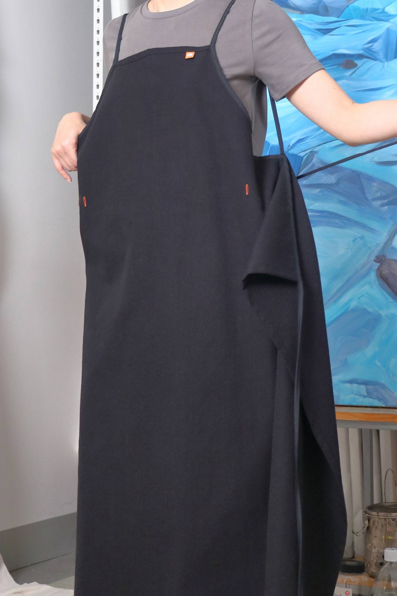 Wraparound Apron H in Black