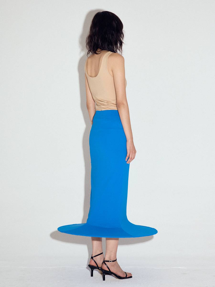 Pop-up cylinder skirt in Turquoise