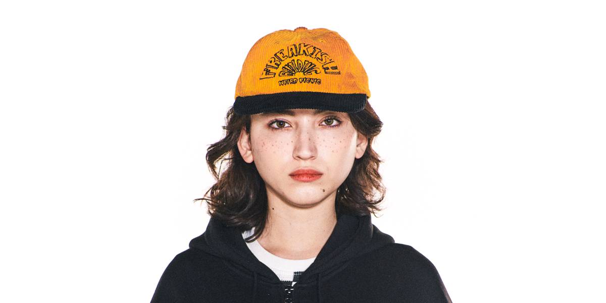 WEIRD SEMICIRCLE CORDUROY FLAT BRIM CAP