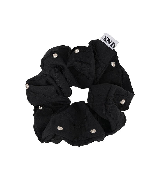 XND STUD SCRUNCHIE