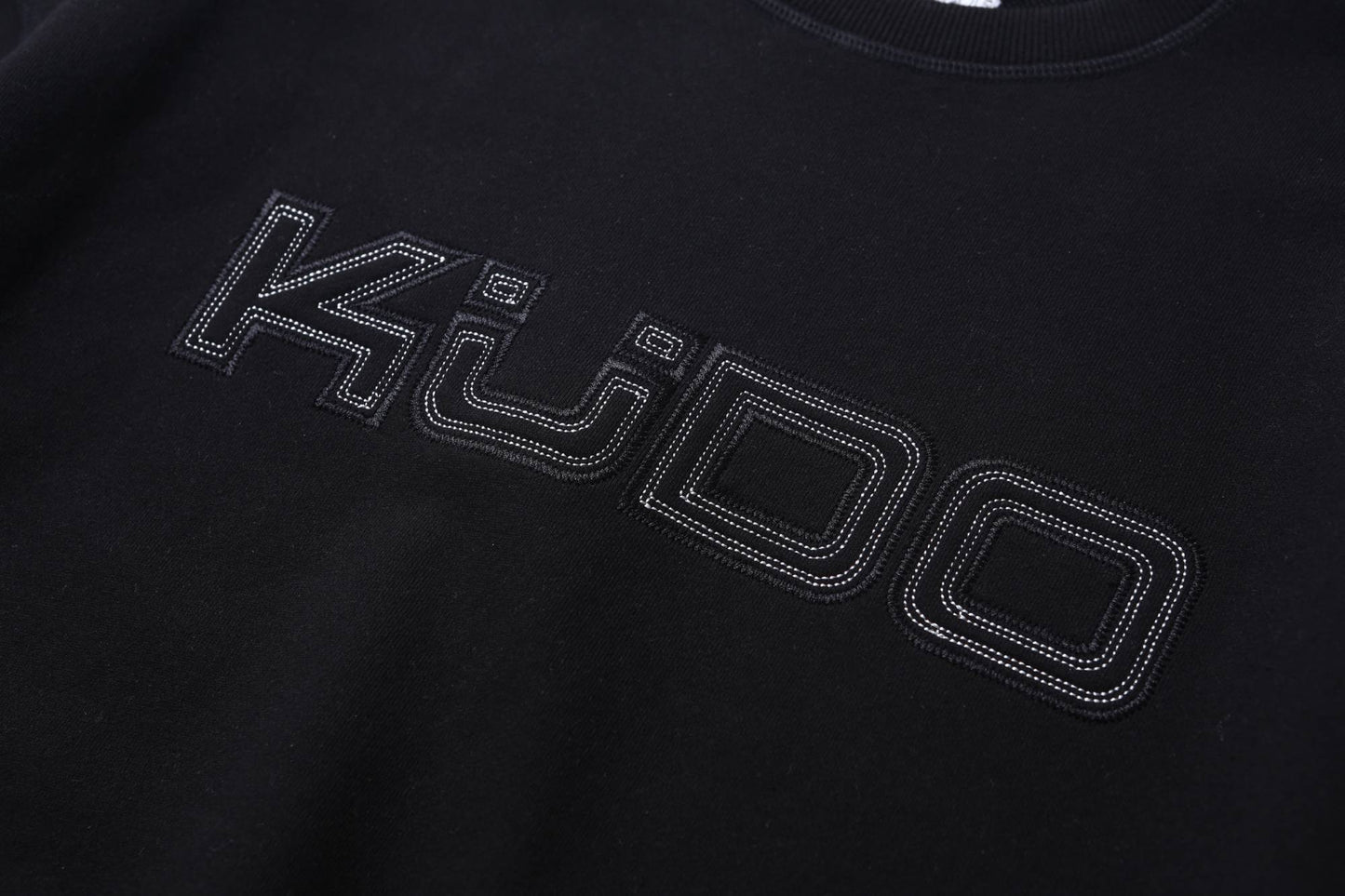 Sweatshirt 001 KUEDO Foundation Series (Black) - KÜDO - CAVA LIFE