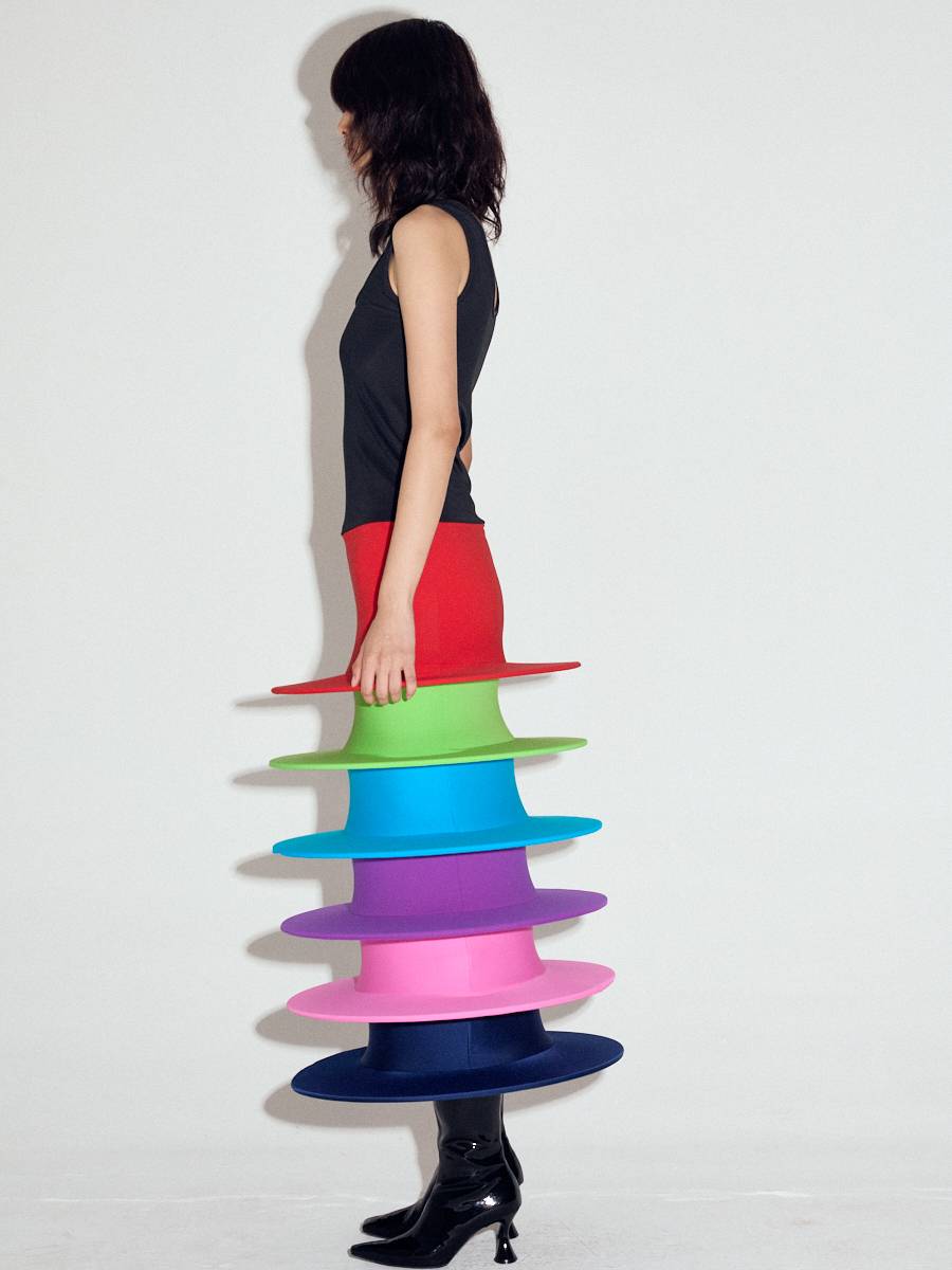 Discs dress in Rainbow