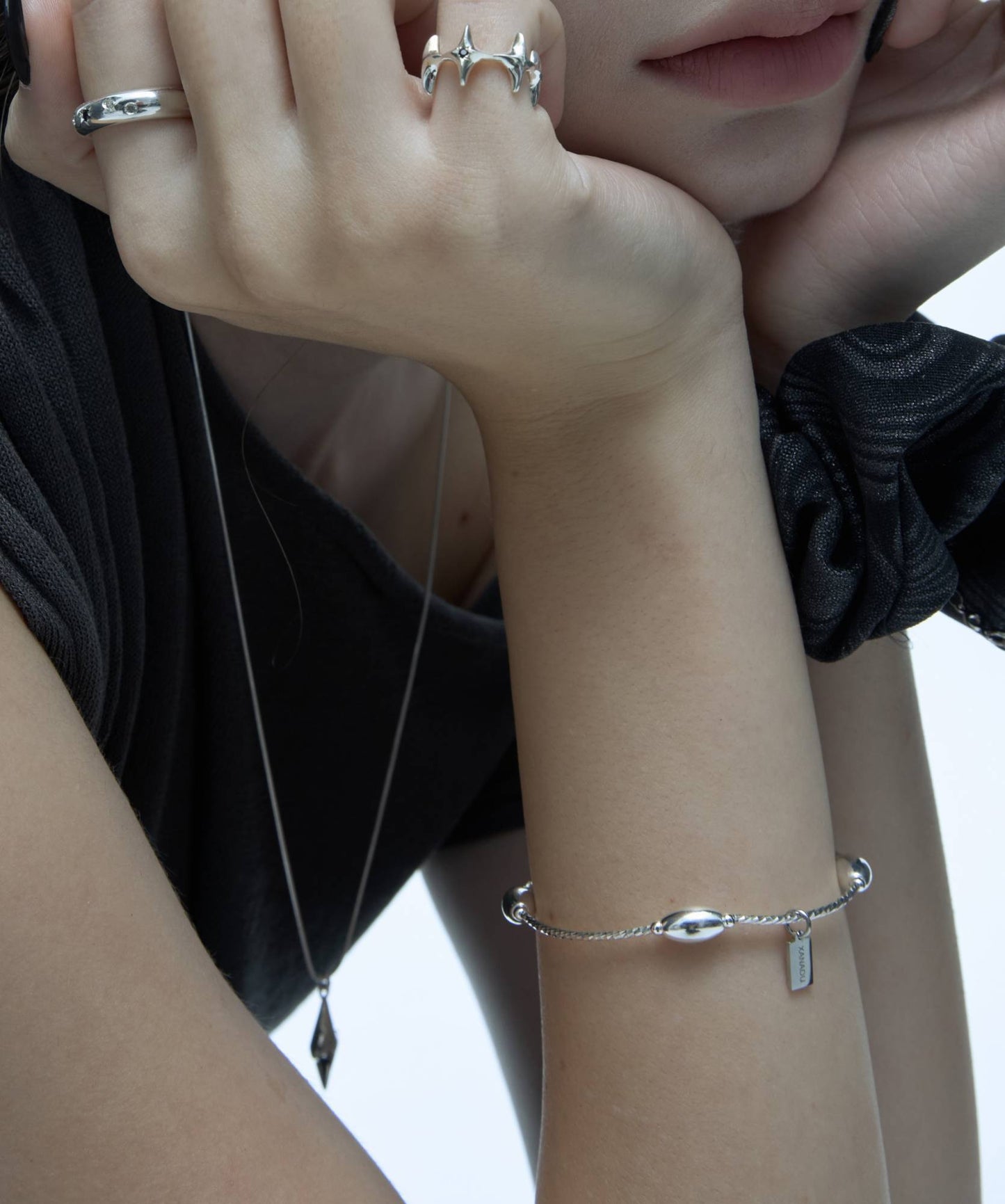 SILVER OVAL BRACELET