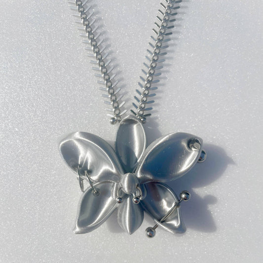 ORCHID NECKLACE
