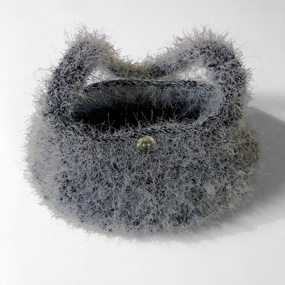 Very Furry Shoulder Bag / 베리퍼리숄더백 - Black