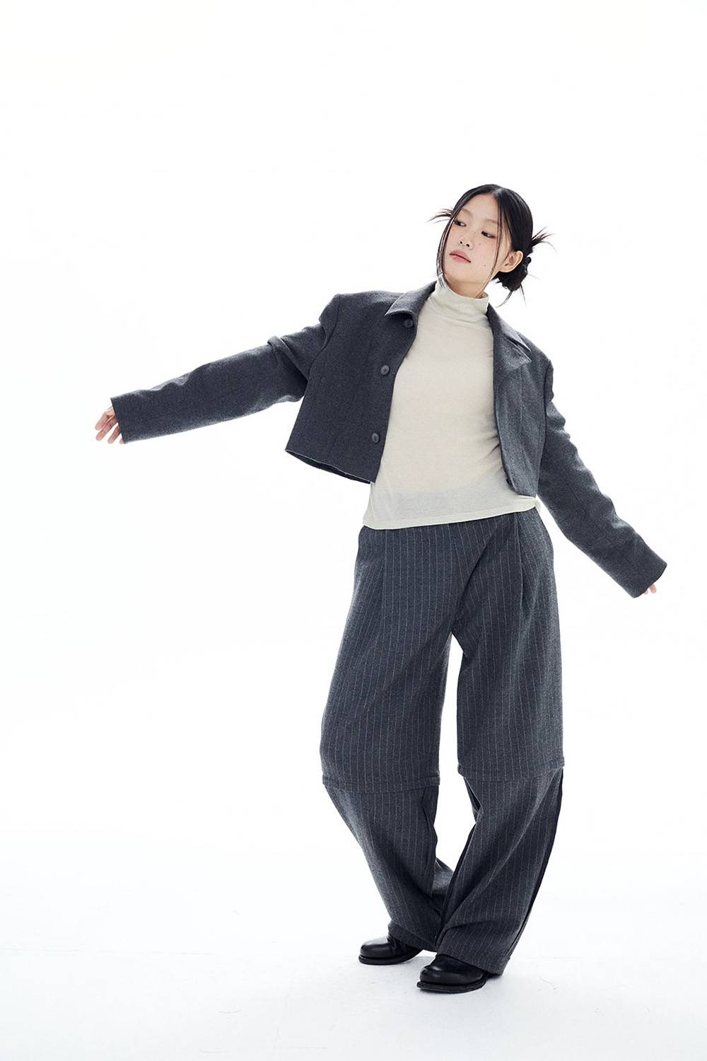 WOOL STRIPED PANTS / GRAY