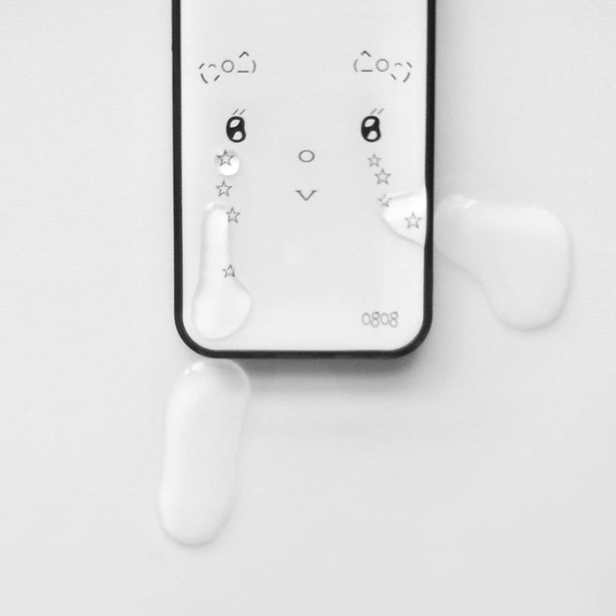 crybaby emoji phonecase