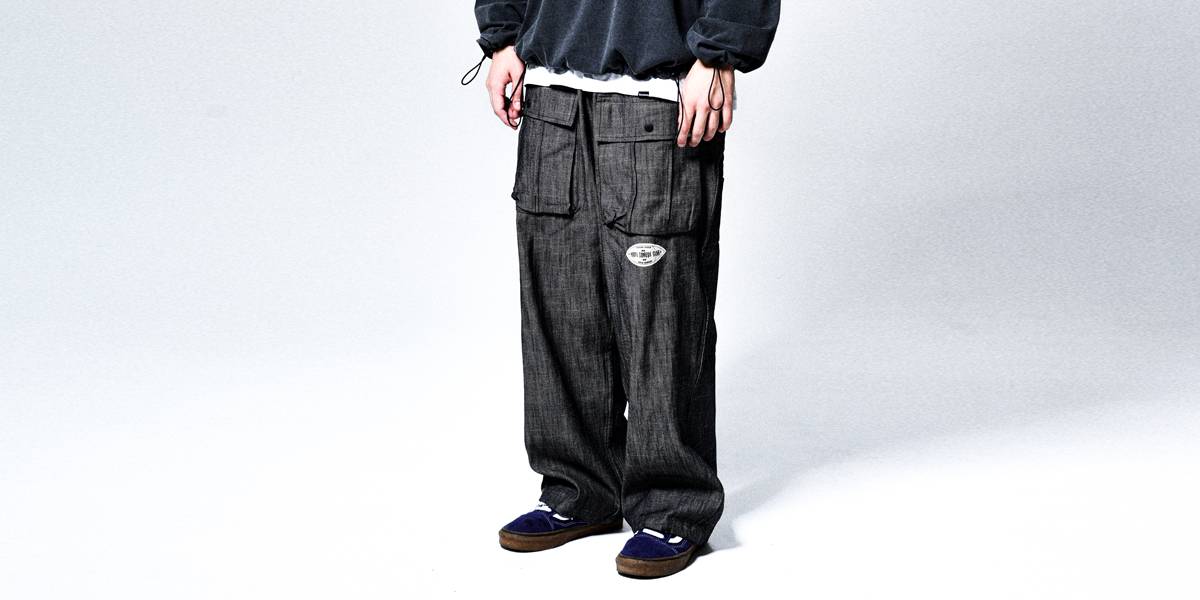 NUMBER EIGHT WIDE CARGO PANTS (BLACK)