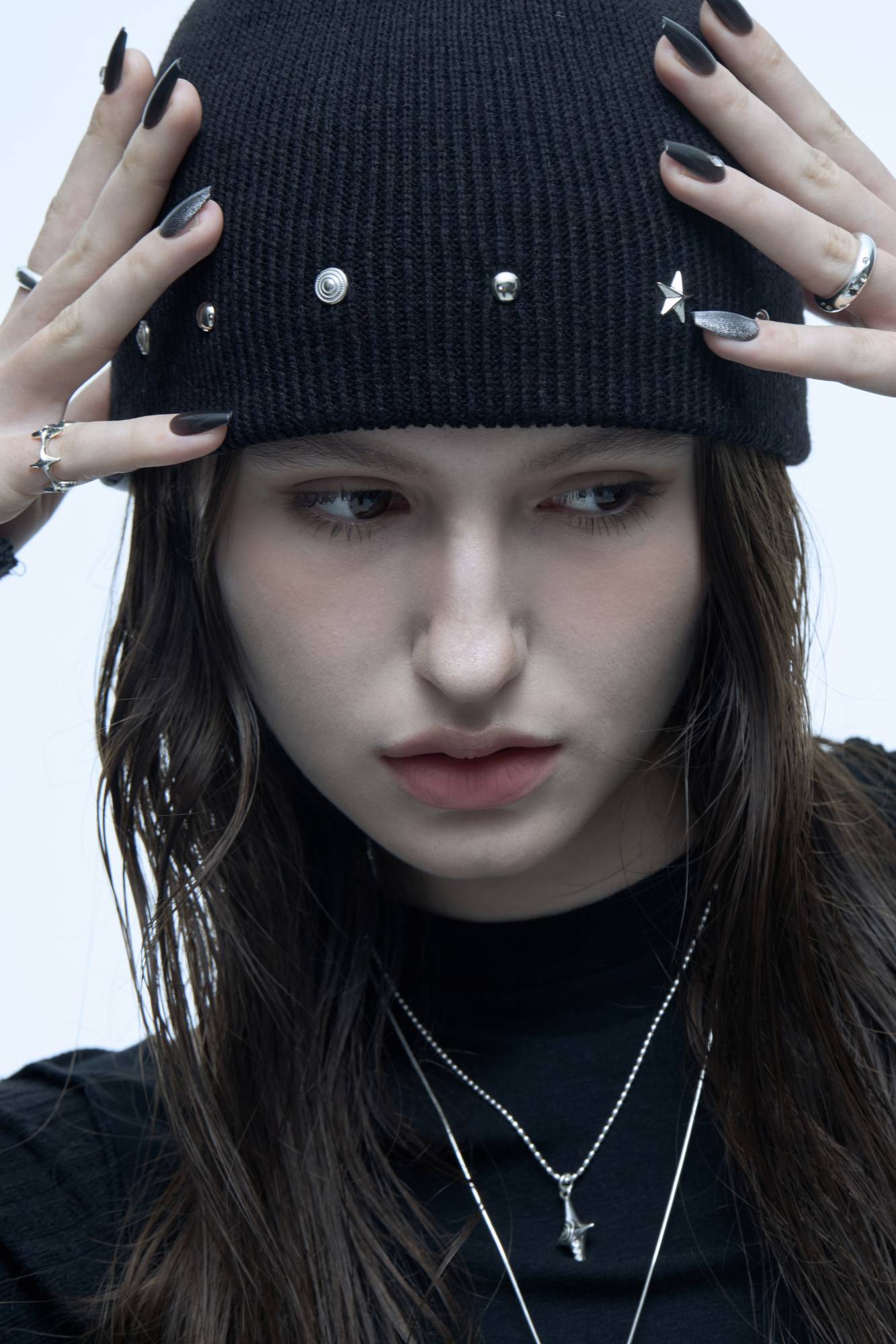 EDDY STUD BEANIE_BLACK