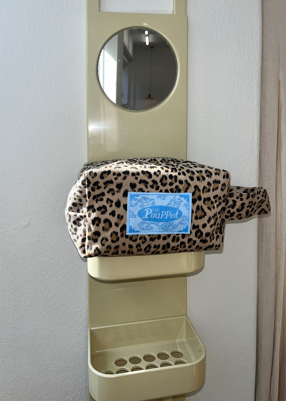 Handle Pouch - Leopard