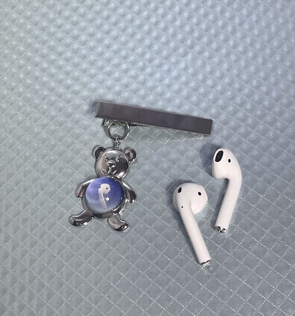 TEDDY ATE AIRPOD YESTERDAY HAIR PIN - HUGGINGOAT 허깅고트 - CAVA LIFE